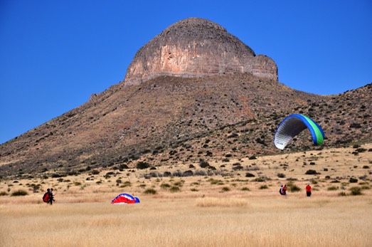 Mustang kiting